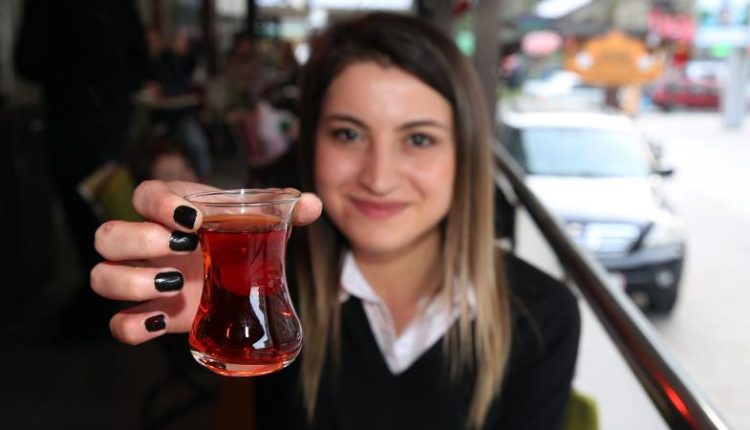 Bol bol çay içiyoruz ama iyi mi ediyoruz?